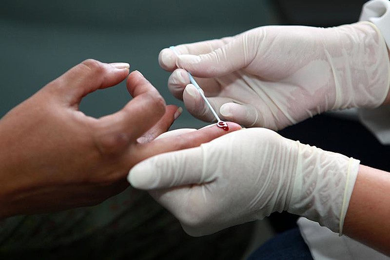 A descoberta e tratamento imediato são fundamentais e pode prolongar a vida da pessoa infectada pelo HIV