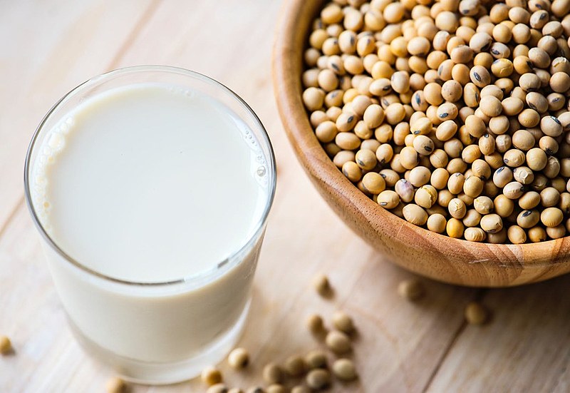 Vários tipos de soja transgênica estão sendo desenvolvidas, mas a única que pode ser comercializada é a resistente ao herbicida glifosato