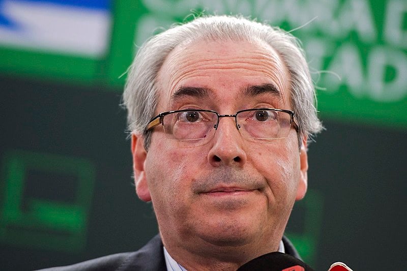 Pressionado por aliados do goveno, Cunha recuou