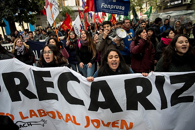 Protestos estudantis têm ocorrido ano após ano no Chile contra o modelo privado de educação