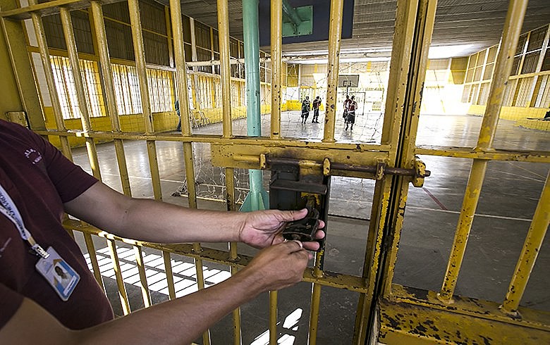 Fundação foi condenada a pagar multa de R$ 16 mil. Trabalhadores obtiveram 11,07% de reajuste