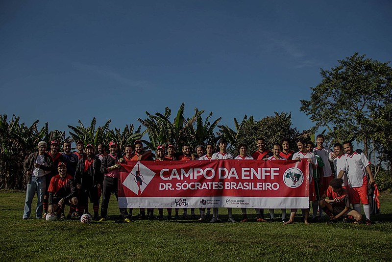 Jogo amistoso entre o time da ENFF e o Autônomos Futebol Clube abriu as atividades da campanha