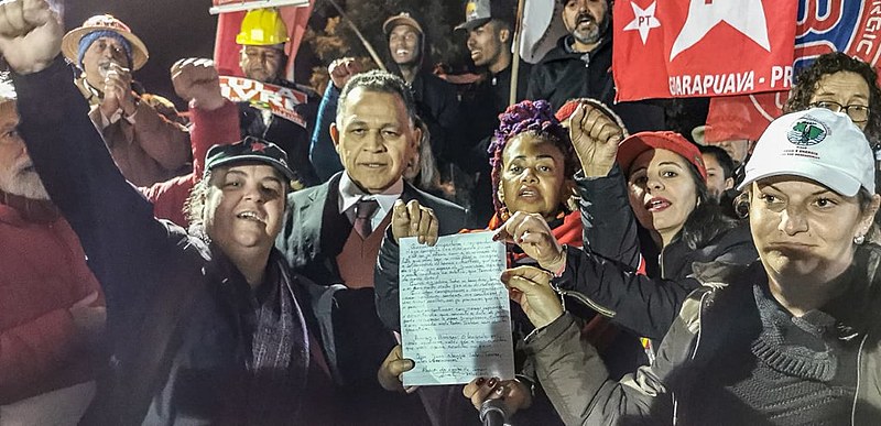 Ato aconteceu em Curitiba no espaço da "Vigília Lula Livre."