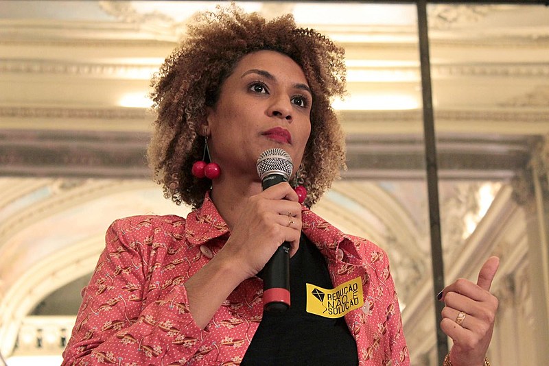 A vereadora Marielle Franco durante debate sobre redução da maioridade penal em outubro de 2010