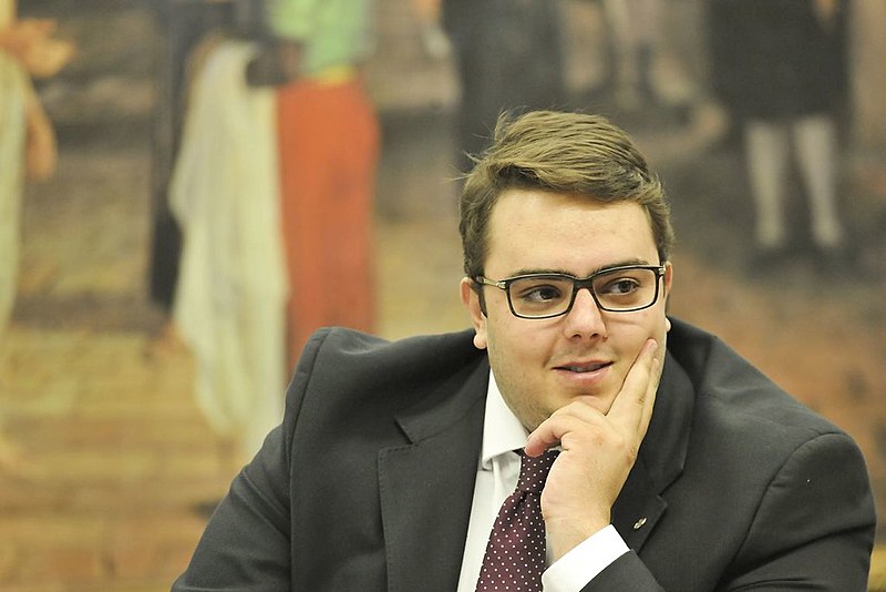 Felipe Francischini (PSL) é presidente da CCJC da Câmara dos Deputados que discute a PEC da Previdência