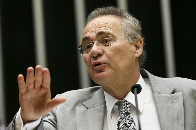 Em áudio, Renan afirma que senador Aécio Neves (PSDB) "está com medo" das delações