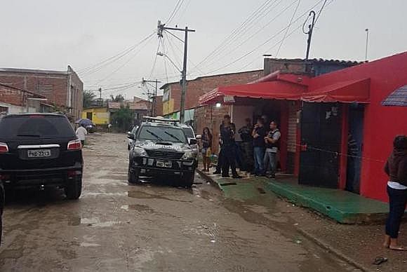 No último sábado, chacina em Fortaleza terminou com 14 mortos, sendo duas adolescentes e seis jovens com idade entre 19 e 25 anos