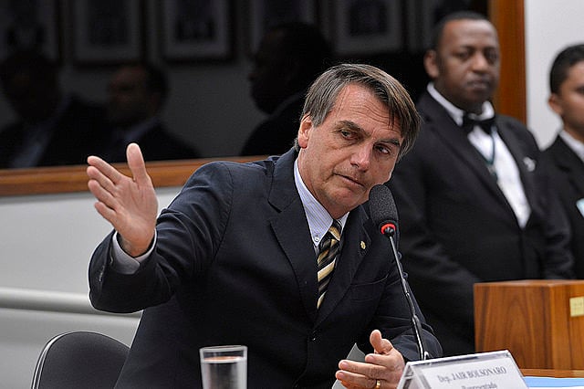 Bolsonaro sabe que por lo menos un tercio de la población brasileña es machista, racista, homofóbica y violenta