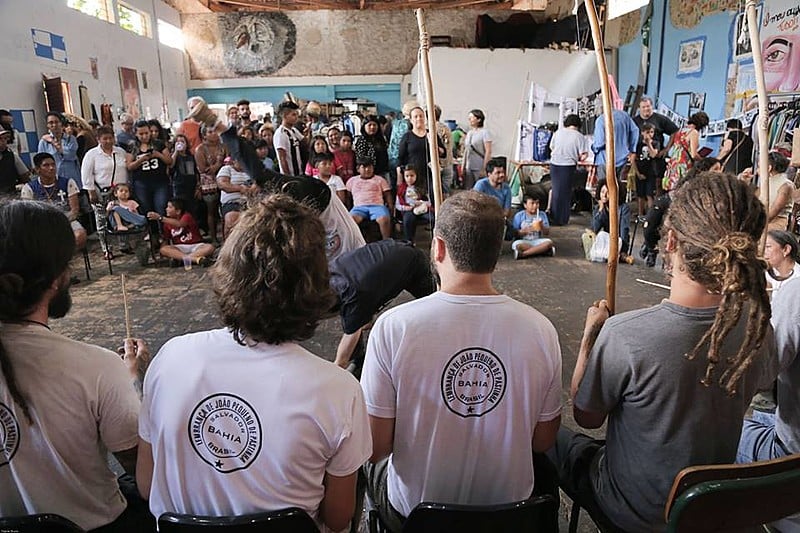 No MARL são realizadas oficinas de teatro, dança, música, capoeira, ensaios e apresentações de grupos artísticos e estágios conveniados