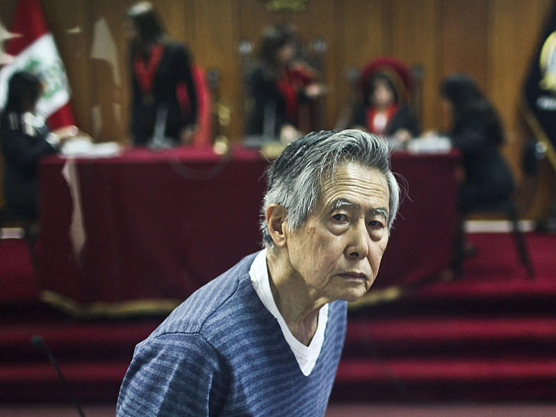Alberto Fujimori cumpre sentença de 25 anos de reclusão por crimes cometidos contra a humanidade e corrupção