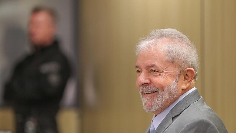O ex-presidente Luiz Inácio Lula da Silva durante entrevista na sede da PF em Curitiba