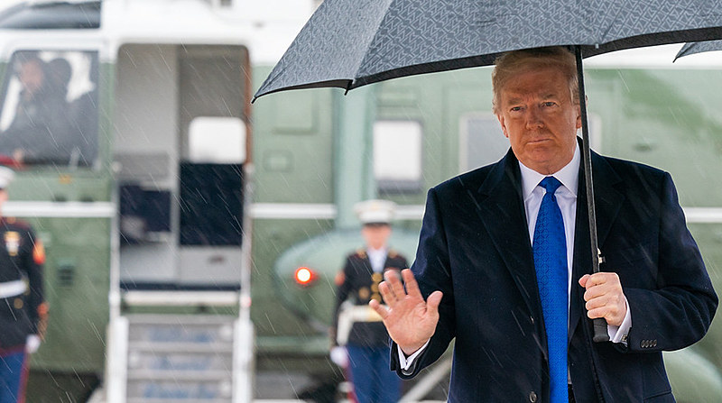 Trump usou sua conta no Twitter para se manifestar. Ele disse que está sendo vítima de uma “caça às bruxas”