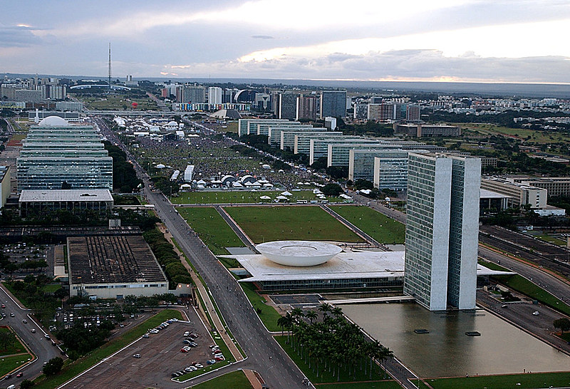 Vista do Congresso Nacional e da Esplanada dos Ministério, em Brasília (DF)