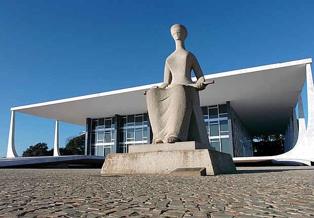 Juiz deve ser o instrumento da Constituição na defesa incondicional e na garantia efetiva dos direitos fundamentais da pessoa humana
