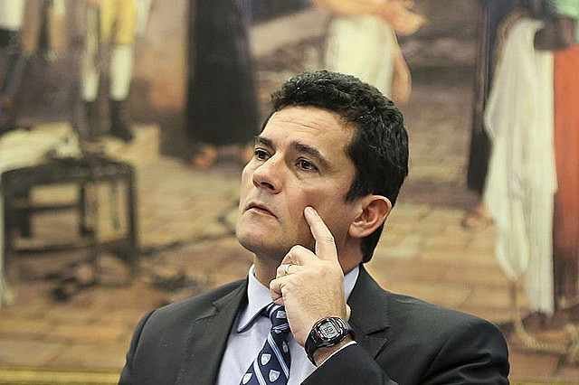 Em despacho publicado esta semana, Sérgio Moro reconheceu que a OAS incluiu o triplex no seu Plano de Recuperação Judicial