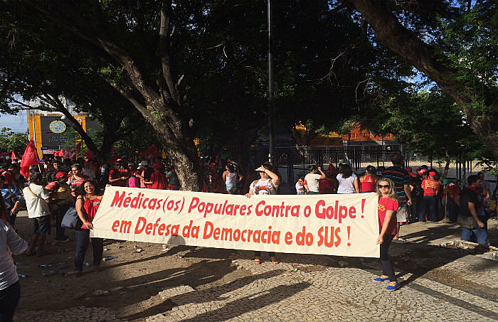 O manifesto pretende agregar o maior número de médicos e médicas que lutam em defesa da democracia
