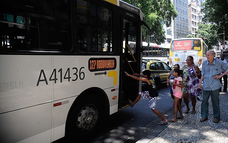 Se a tarifa passar a R$5,30, o reajuste será de 39,5%, uma elevação exorbitante se comparada a média do país, que somou 6,31% em março
