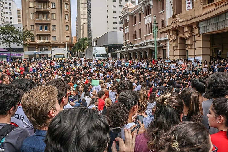 Cerca de 300 mil pessoas se manifestaram nas ruas de São Paulo (SP) no 30M, contra os cortes na educação e contra a PEC da Previdência