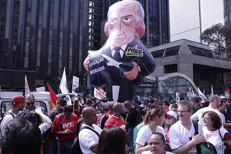 Ato reuniu 6 mil na Avenida Paulista nesta terça-feira (16)