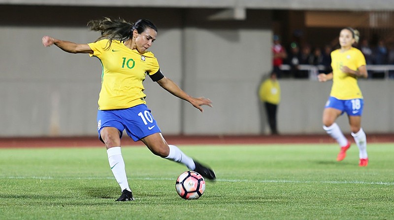 Marta em ação pela Seleção Brasileira