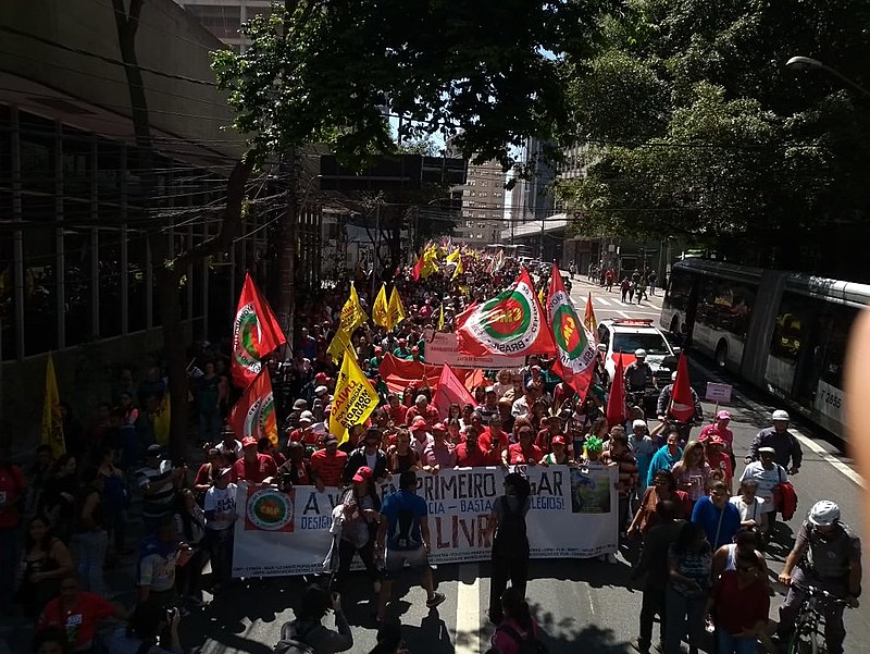 En São Paulo, activistas salieron en marcha por la ciudad