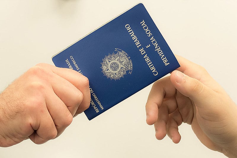 Sobre os efeitos da reforma, 72% afirmam que o desemprego, atualmente em nível recorde, deverá aumentar