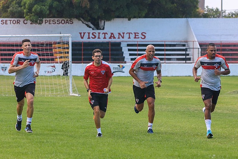 Permaneceram do elenco de 2019 apenas o goleiro Nicolas, o atacante Yago e o meia Guilherme.