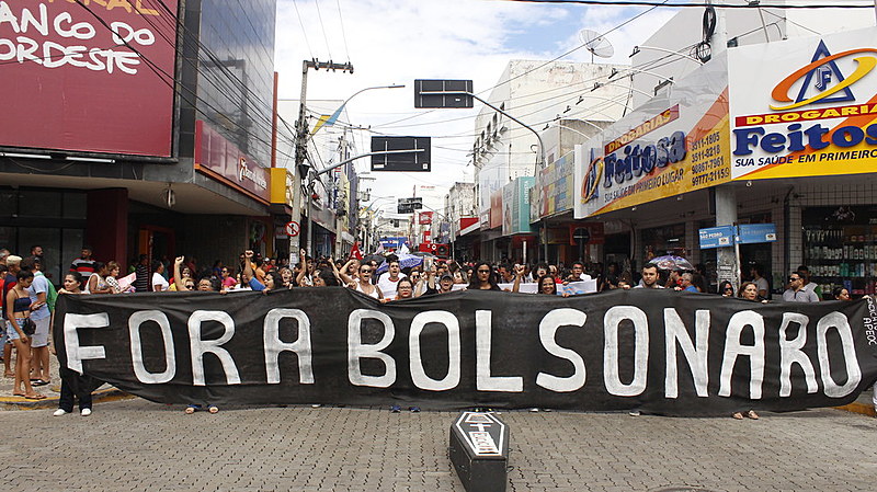 Cartazes, faixas, manifestações artísticas e musicais demonstravam a diversidade cultural