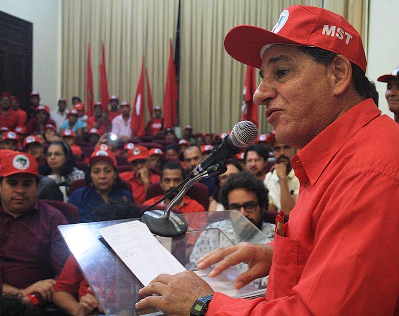 A greve de fome dos sete militantes de movimentos populares recebe apoio de todos os estados do Brasil