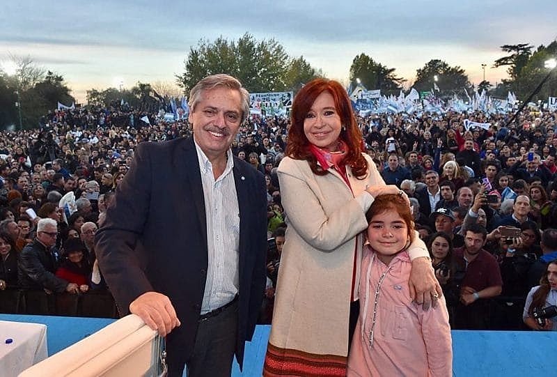 Alberto Fernandez e Cristina Kirchner derrotaram Macri nas primárias argentinas