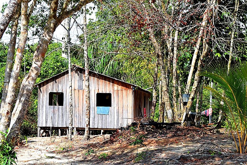 Comunidades ribeirinhas e quilombolas são as mais afetadas pelas irregularidades