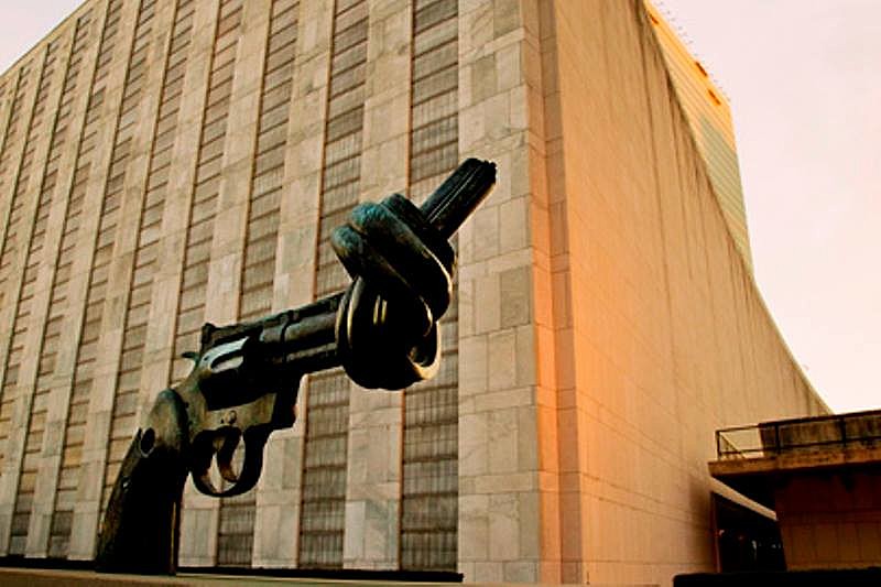 No Paraná, a Polícia Militar “mata em confronto” uma pessoa a cada 35 horas. São 214 assassinatos entre janeiro e maio de 2016. Isso faz parte de uma cultura do “atire antes e pergunte depois”.