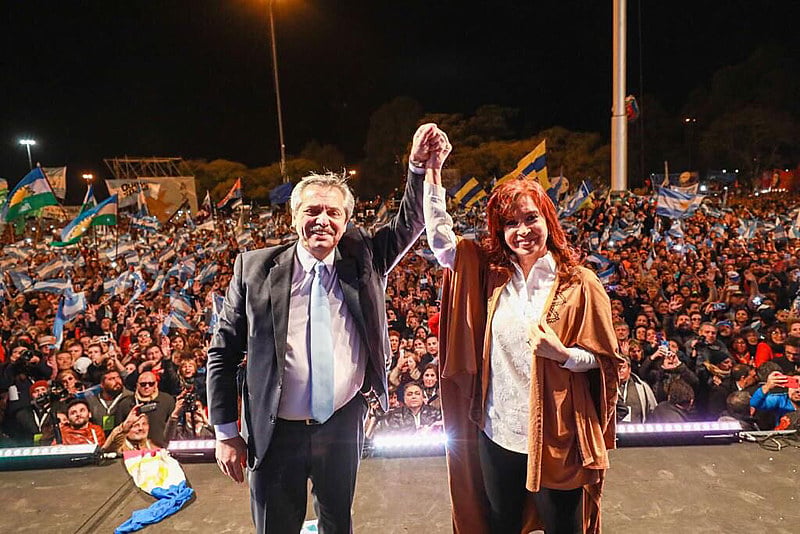 Cristina reúne todos os atributos que Bolsonaro mais teme. Em primeiro lugar, ela é mulher.