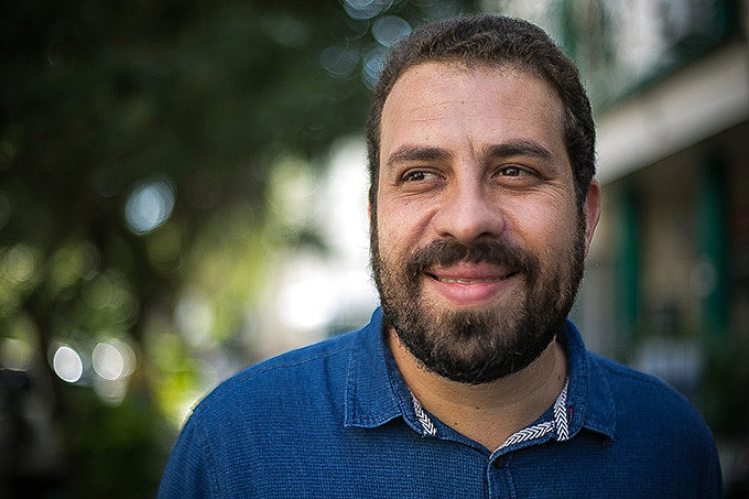 Ele falou de temas como a prisão do ex-presidente Temer (MDB), reforma da Previdência, repressão aos movimentos sociais e governo Bolsonaro