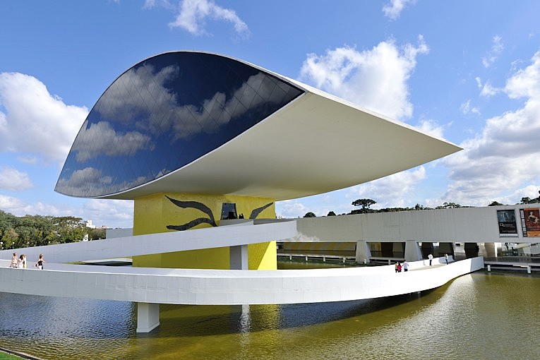 Por uma Política de Economia de Museus e Pontos de Memória