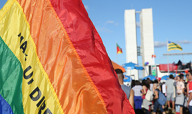Último relatório do Grupo Gay da Bahia constatou que uma pessoa LGBT morre a cada 25 horas no Brasil