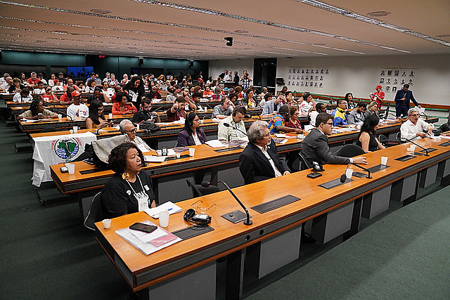 Debate sobre los desafíos económicos de los Brics ocurrió este lunes (11) en Brasilia, capital federal de Brasil