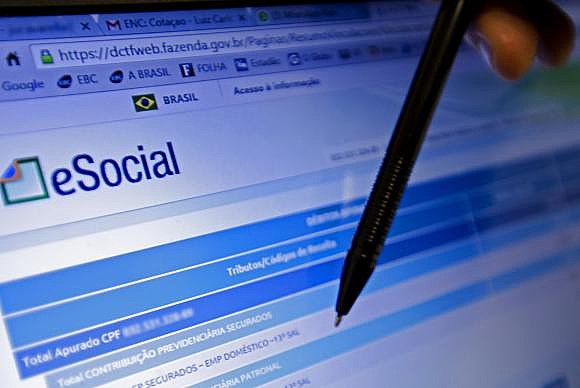 O Simples Doméstico reúne em uma única guia as contribuições fiscais, trabalhistas e previdenciárias que devem ser recolhidas
