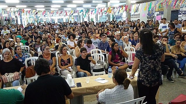 Assembleia no Centro de Vivências da UFPB
