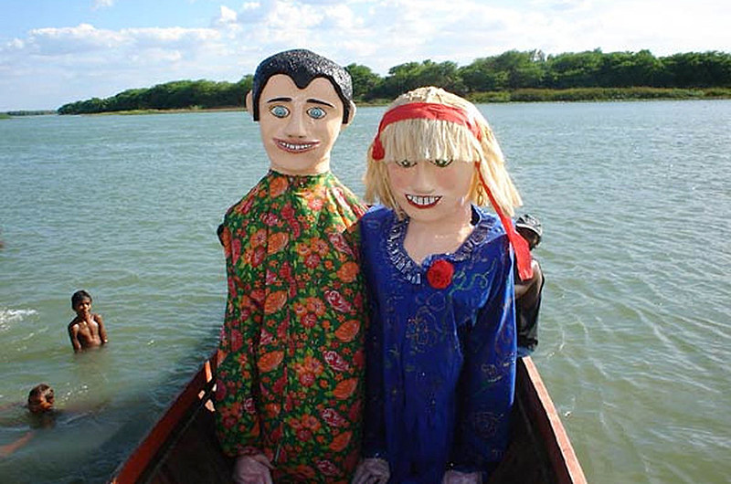 Boneco Zé Pereira e sua esposa Vitalina