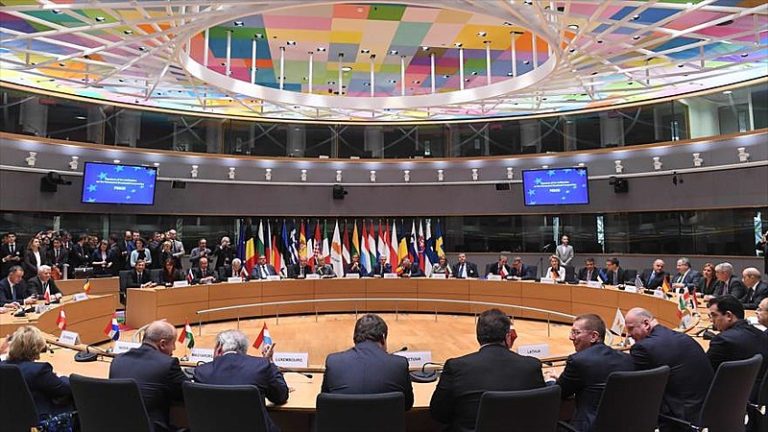 Hungria bloqueia novo pacote de sanções da União Europeia contra a Rússia