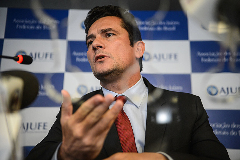 Artigo descreve a trajetória do juiz Sérgio Moro (foto), além de procuradores e delegados que atuaram na Lava Jato
