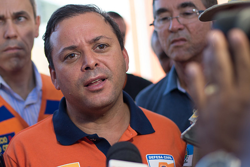 Rodrigo Neves voltou a exercer o cargo de prefeito na última quinta-feira (14)