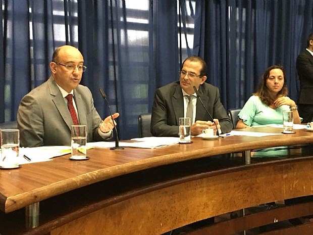 Carlos Neder solicitou ao procurador a relação de todos os procedimentos abertos pelo órgão, relativos às organizações sociais de saúde