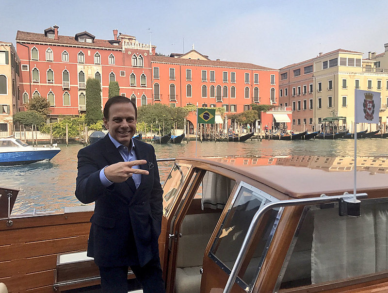 O prefeito de São Paulo  esteve em Veneza, Itália, em outubro de 2017; excesso de viagens também foi criticado