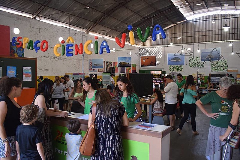 O ECV realiza semanalmente atividades com escolas