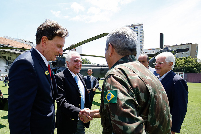 Reunião de trabalho sobre segurança com Michel Temer e o general Walter Souza Braga Netto
