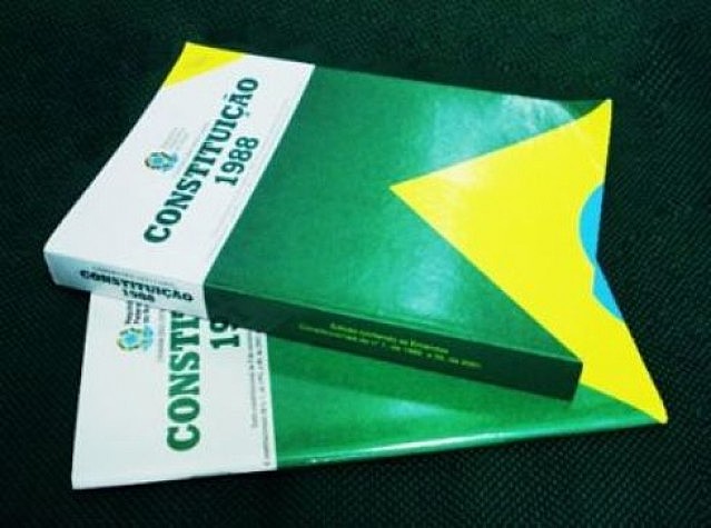 Última Constituinte redigiu o texto da Constituição Federal de 1988