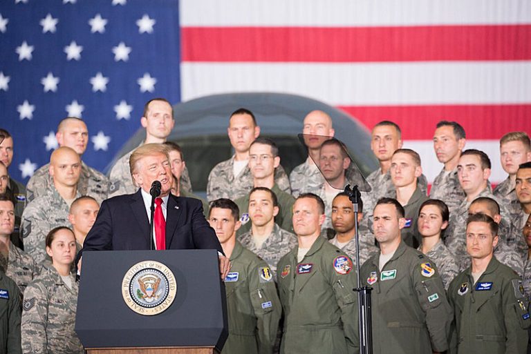 Trump proíbe entrada de venezuelanos nos EUA alegando “questões de segurança”