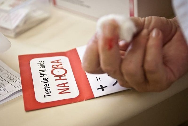 Dezembro Vermelho é tempo de conscientização sobre a Aids e o vírus HIV